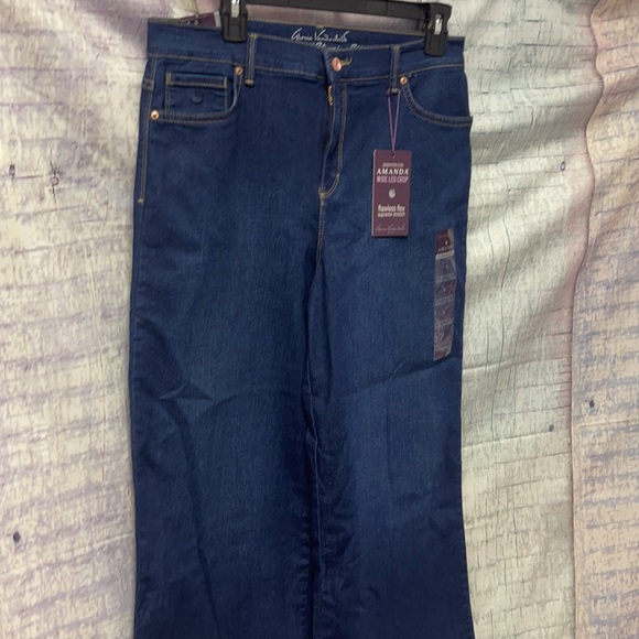 Brand new Woman’s Gloria Vanderbilt jeans. Size 8 - Picture 6 of 14